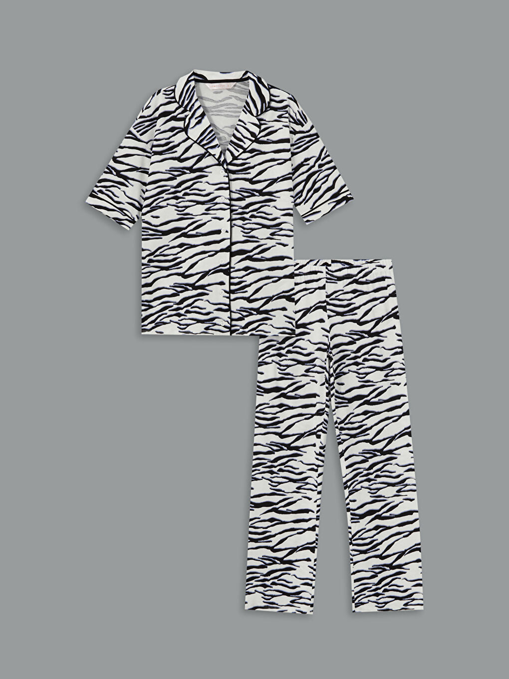 LCW DREAM White Shirt Collar Zebra Patterned Women Pajama Set