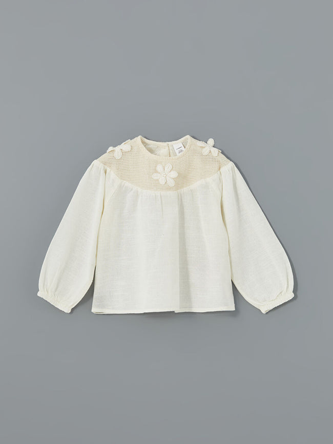 LCW Kids White Crew Neck Embroidered Baby Girl Blouse Hover Image