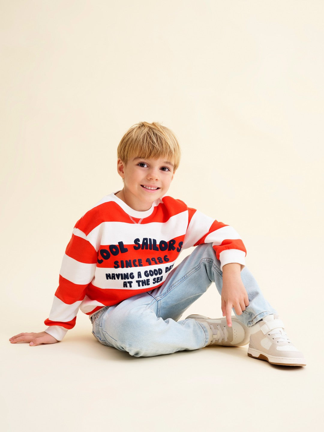 LCW Kids Crew Neck Printed Boy Sweatshirt