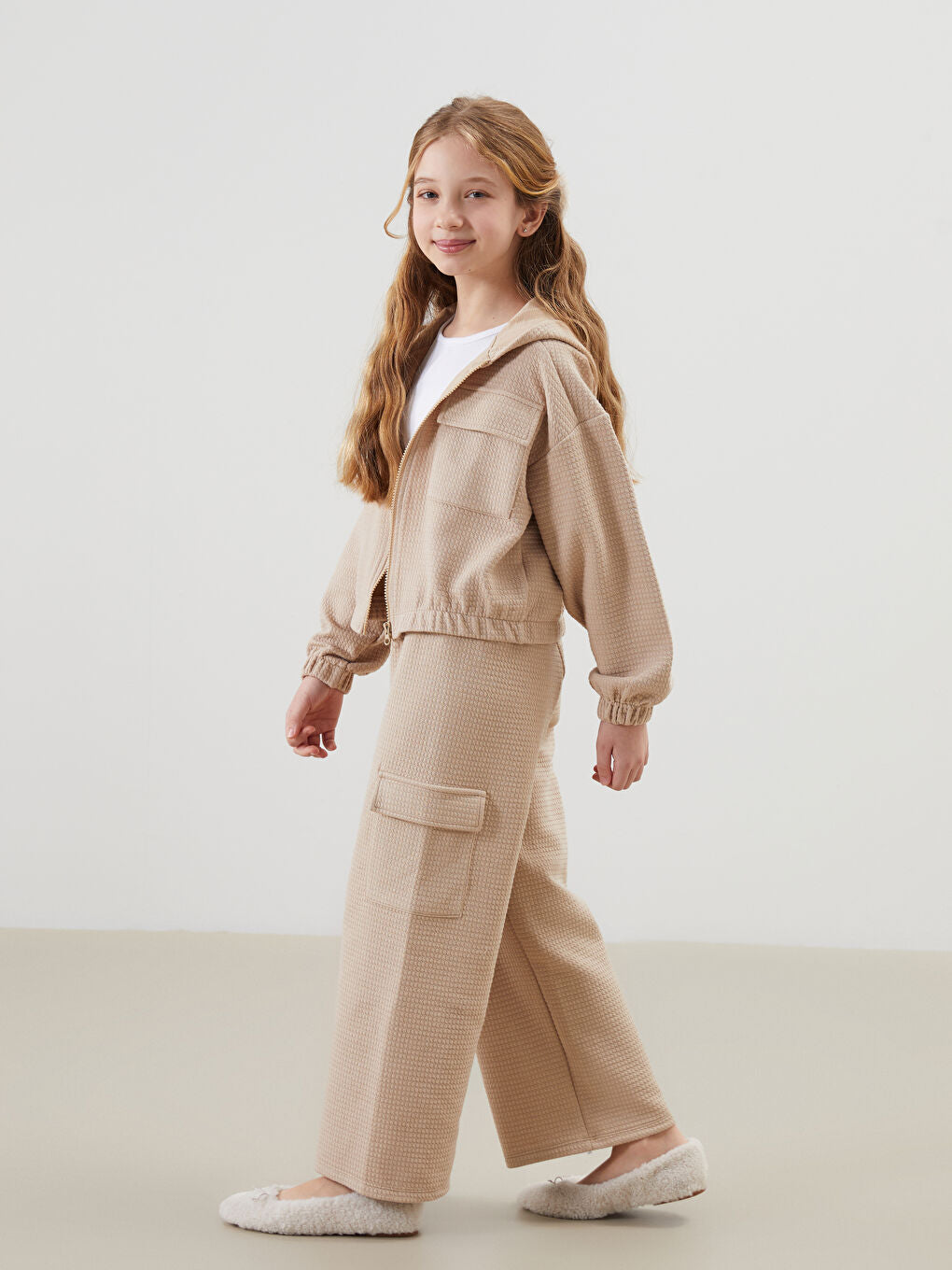 LCW Kids Beige Elastic Waist Girls Cargo Sweatpants