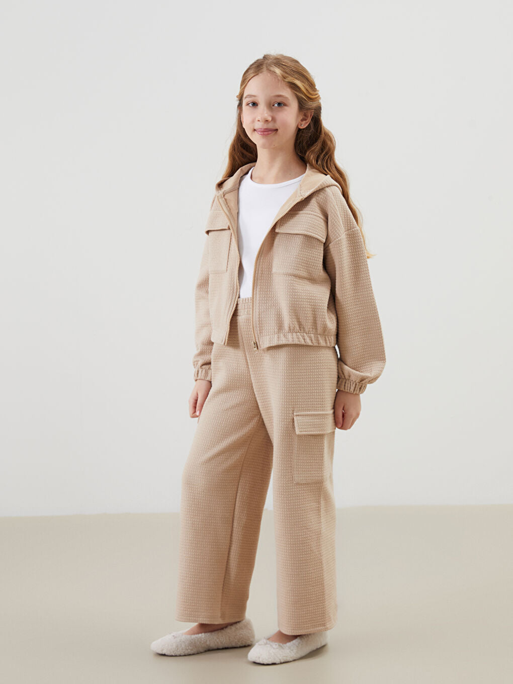 LCW Kids Beige Elastic Waist Girls Cargo Sweatpants