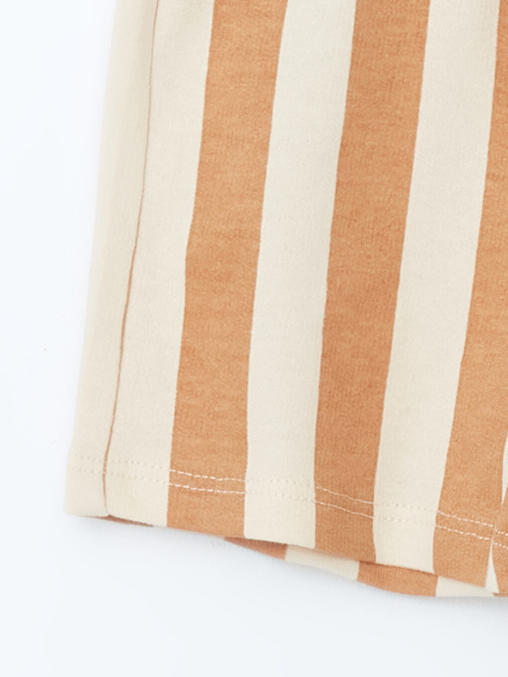 LCW baby Beige Crew Neck Printed Baby Boy T-Shirt and Shorts 2-Pack