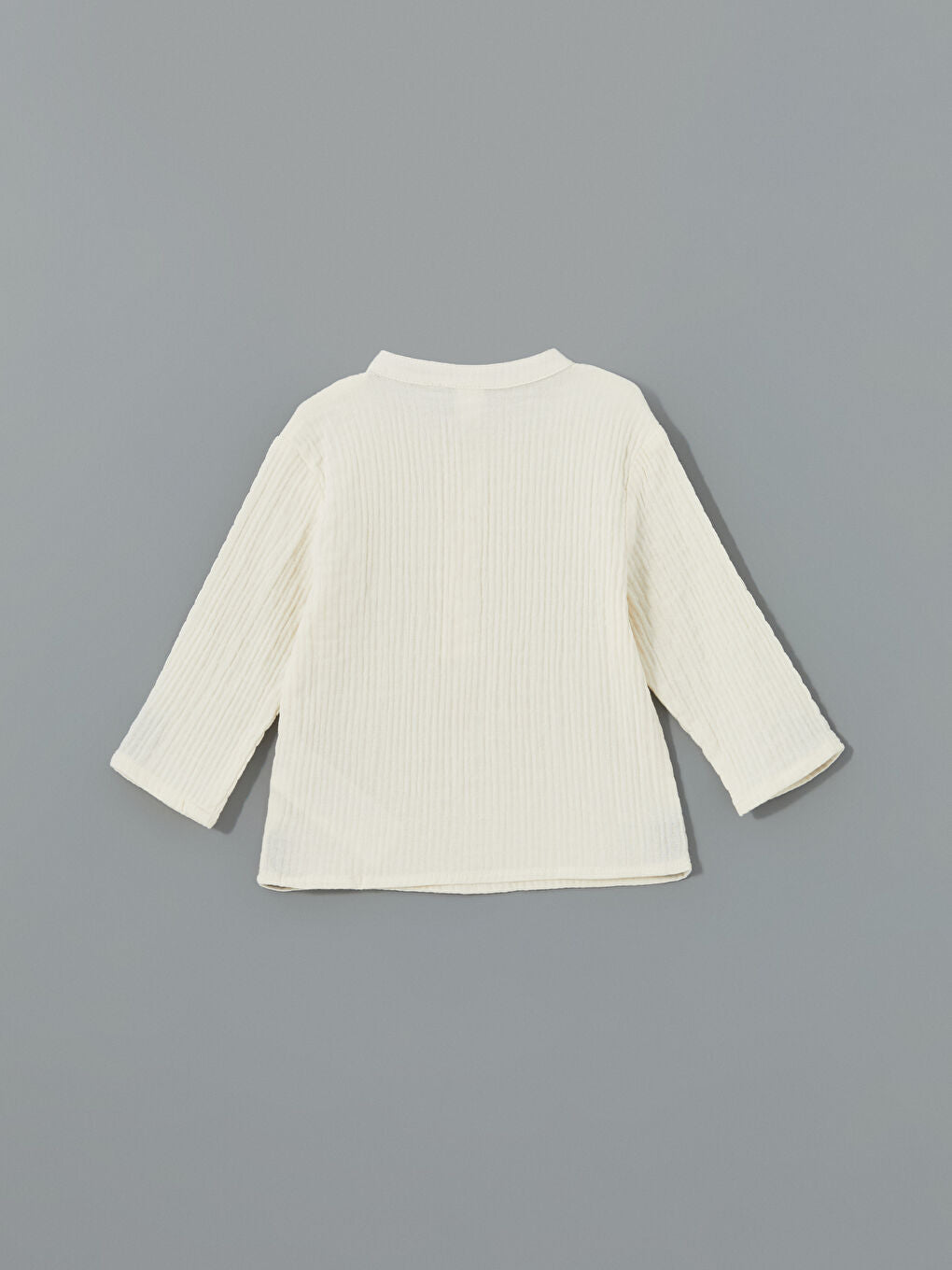 LCW baby Ecru Mandarin Collar Baby Boy T-Shirt and Pants 2-Pack