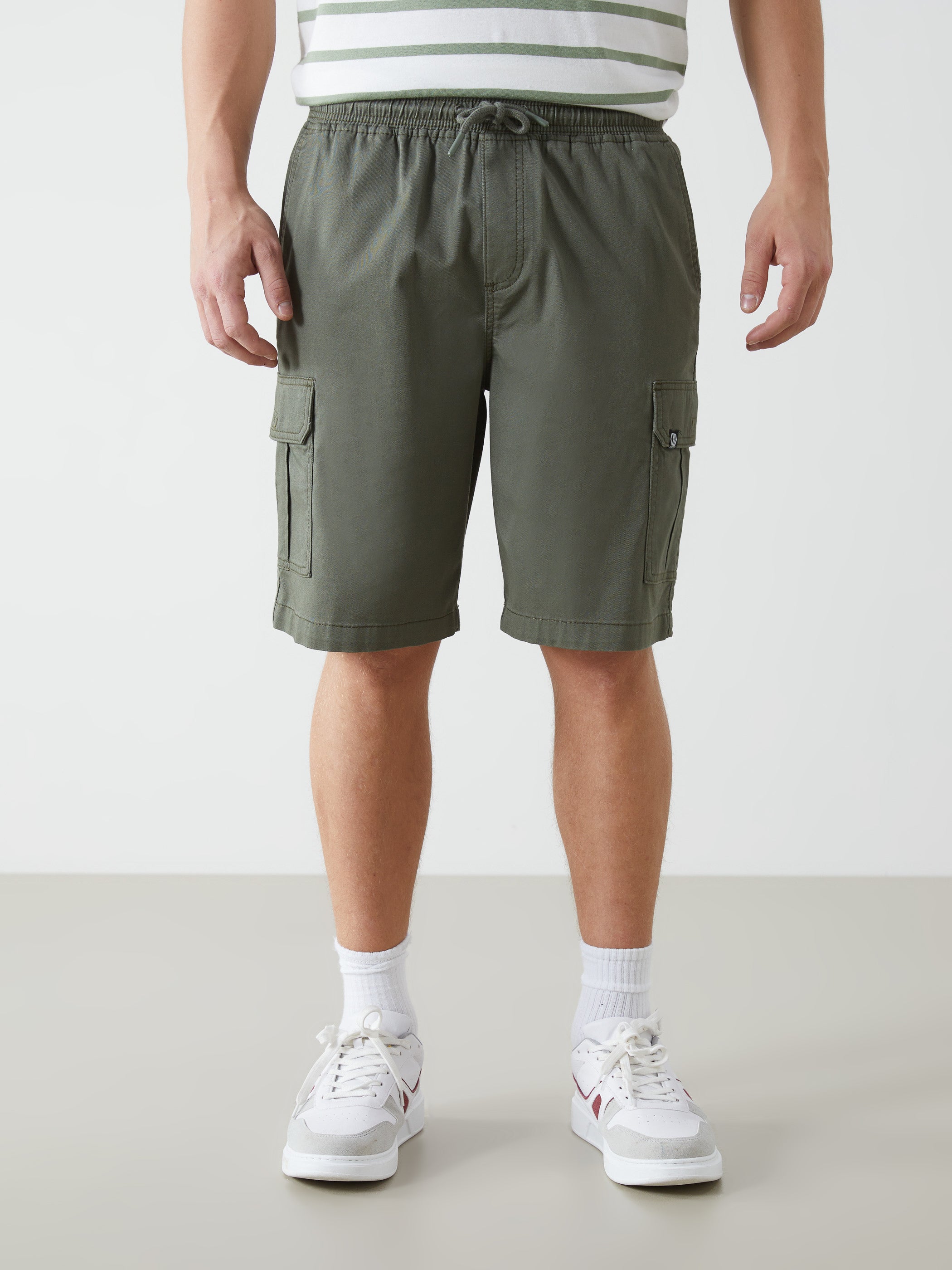 Xside- Standard Fit Gabardine Men Cargo Shorts
