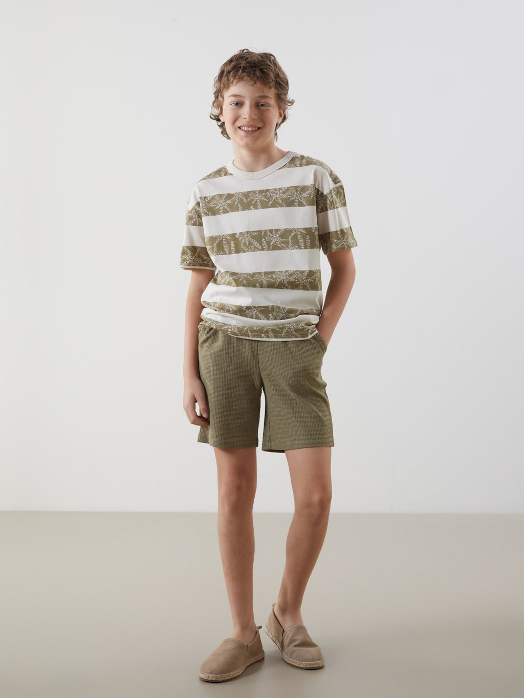 LCW Kids Crew Neck Boy T-Shirt And Shorts
