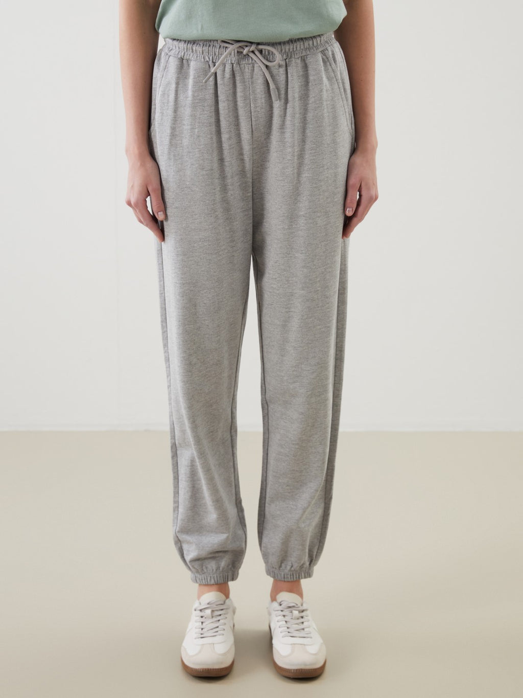 LCW Classic Elasticated Waist Women Jogger Sweatpants