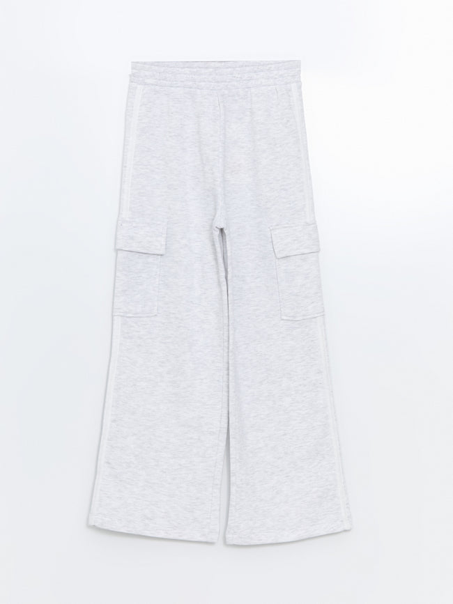 Elastic Waist Girls Thick Cargo Sweatpants Hover Image
