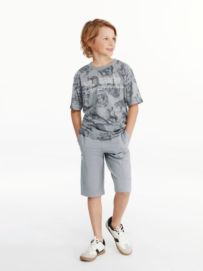 LCW Kids Elastic Waist Basic Boys Cargo Shorts Hover Image