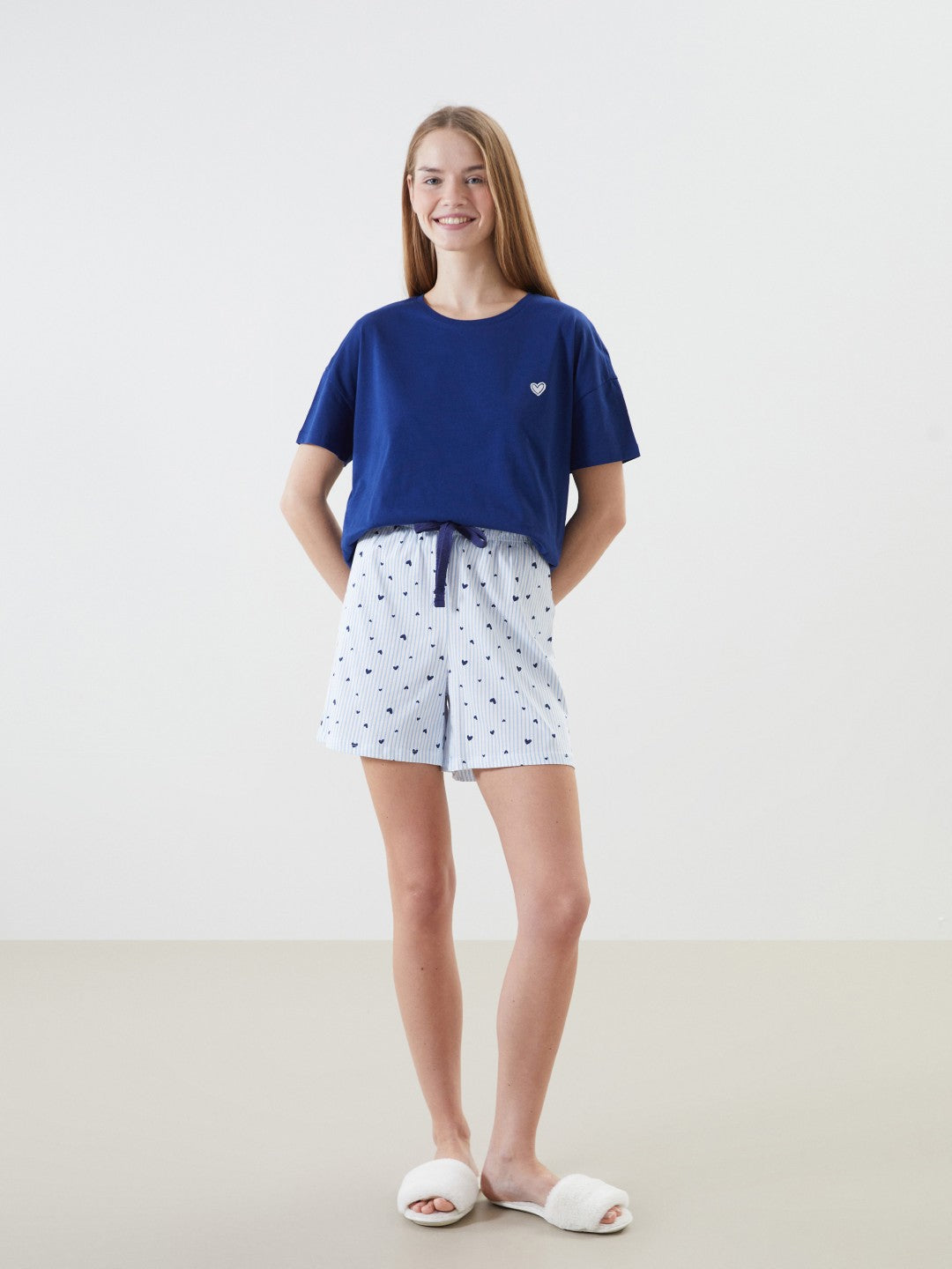 LCW Dream Crew Neck Embroidered Women Shorts Pajama Set