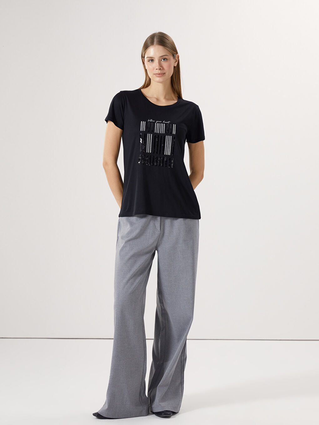 LCWAIKIKI Classic Black Crew Neck Sequin Embroidered Women T-Shirt