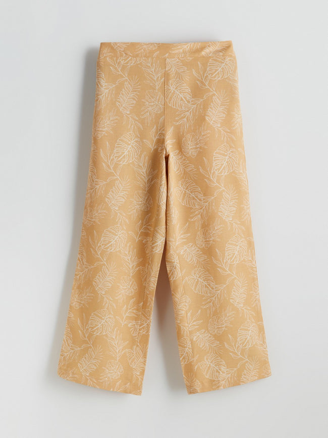 LCW Kids Elastic Waist Linen Blend Girl Trousers Hover Image