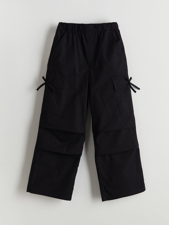 Elastic Waist Bow Detailed Girls Cargo Pants Main Image