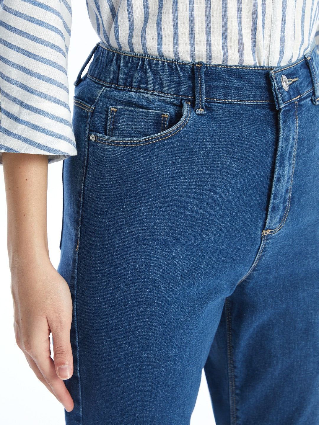 LCW Classic Straight Fit Women Jeans