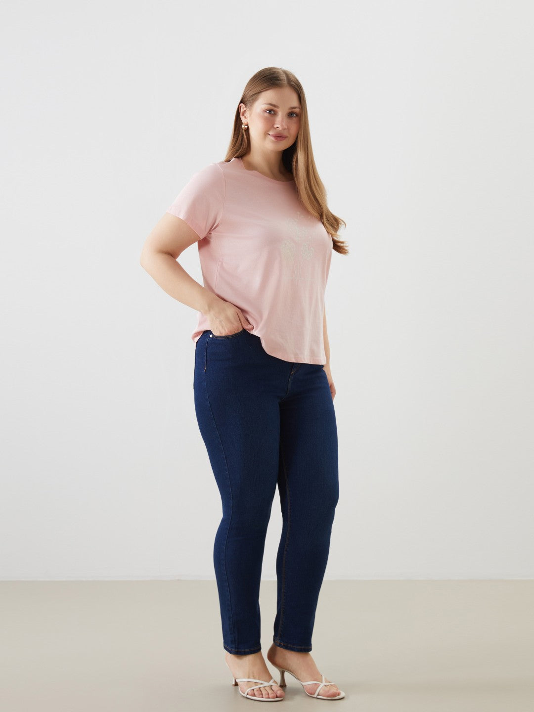 LCW Classic Straight Fit Women Jeans
