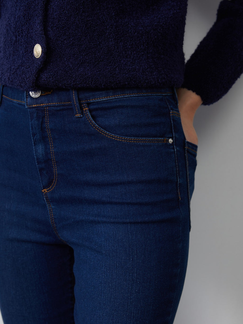 LCW Classic Straight Fit Women Jeans