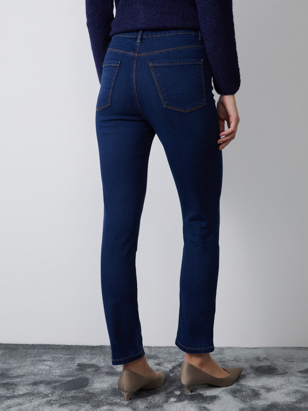 LCW Classic Straight Fit Women Jeans