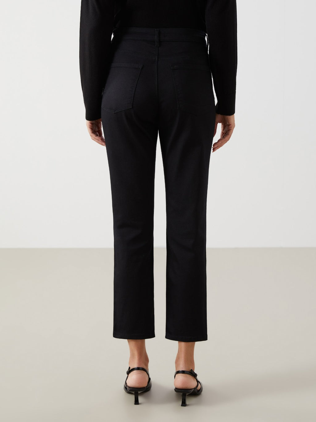 LCW Classic Straight Fit Women Jeans