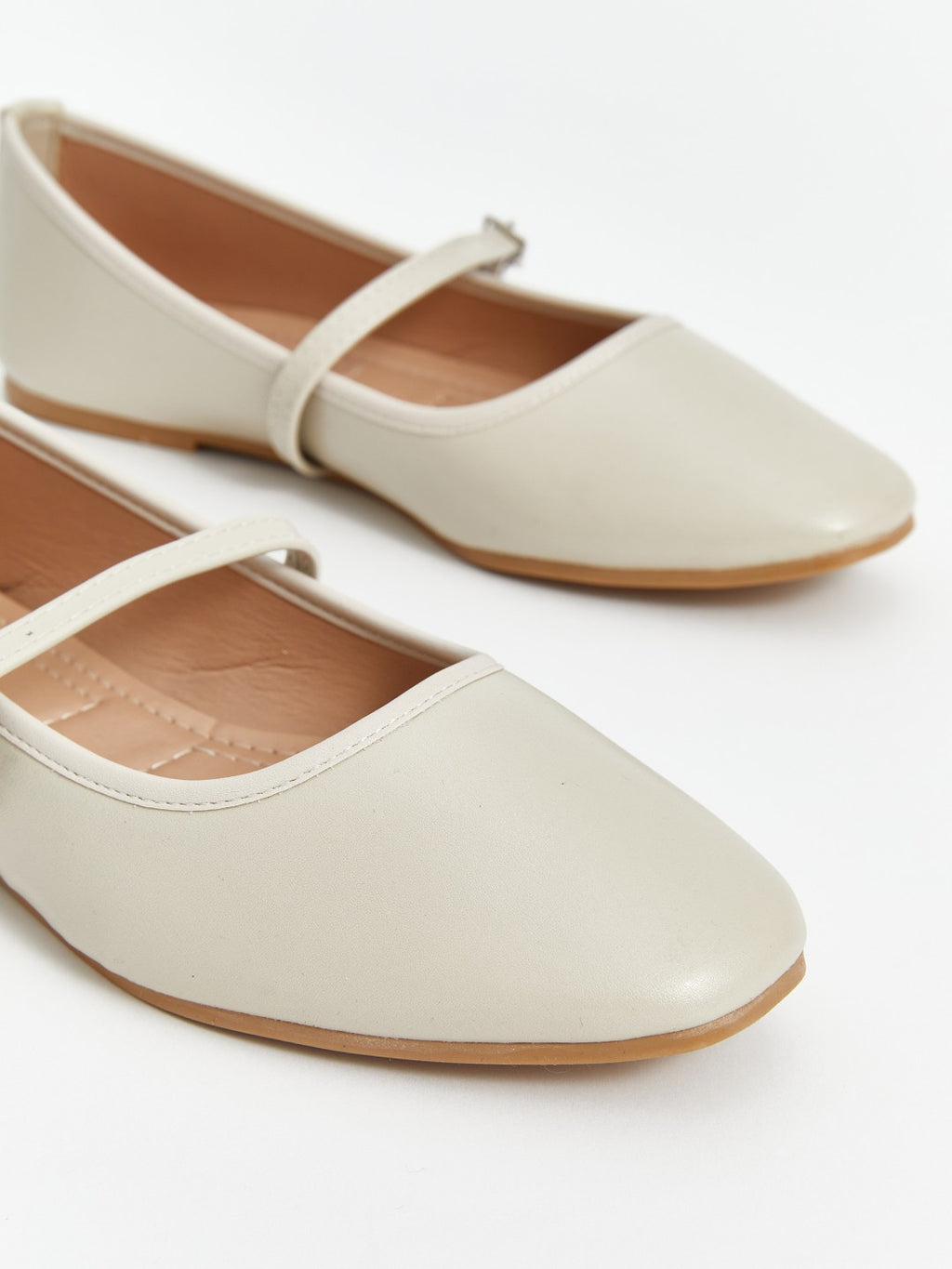 LCW Steps Leather Look Women Ballerina Shoes