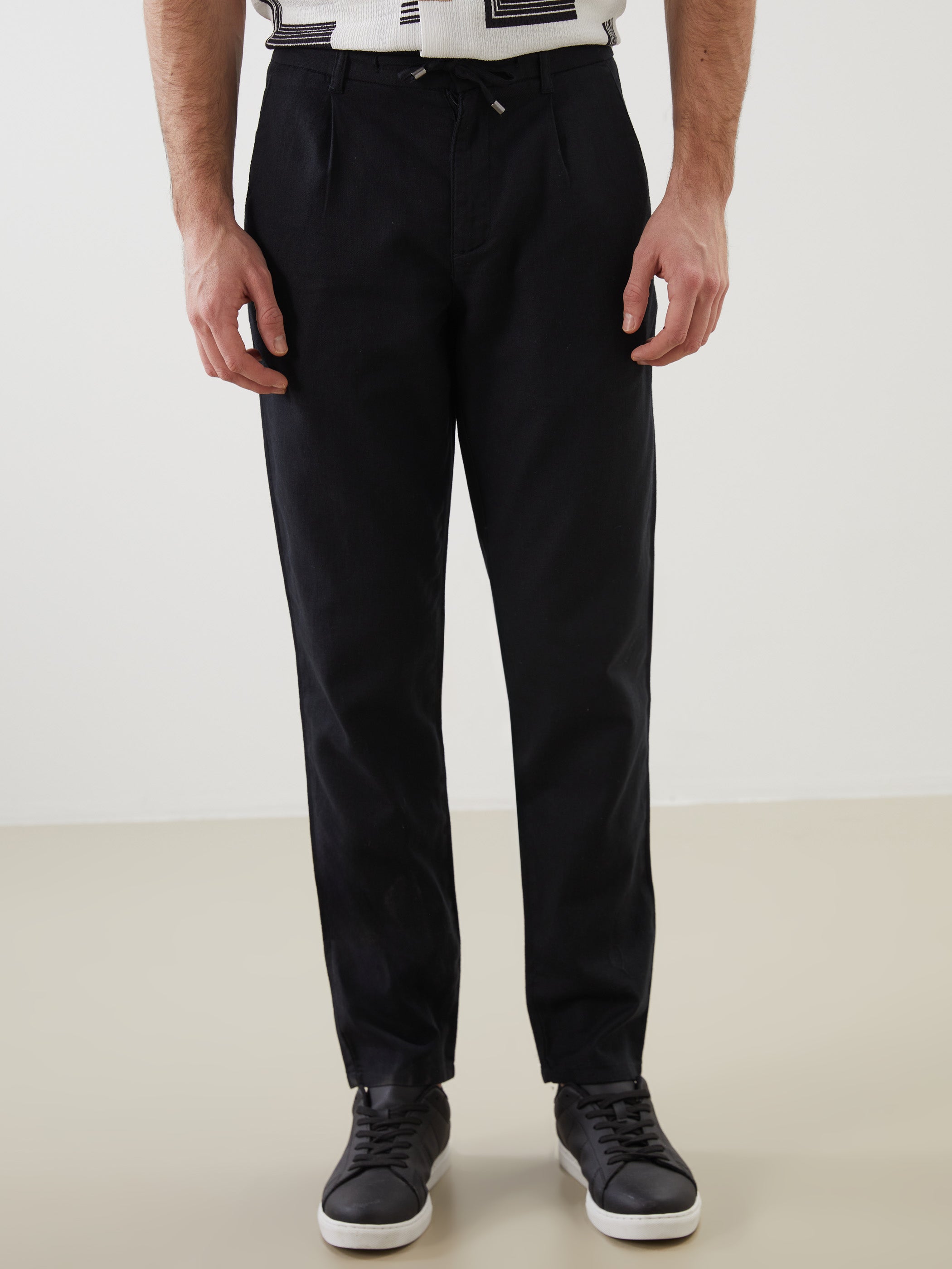 Slim Fit Linen Blend Men Trousers