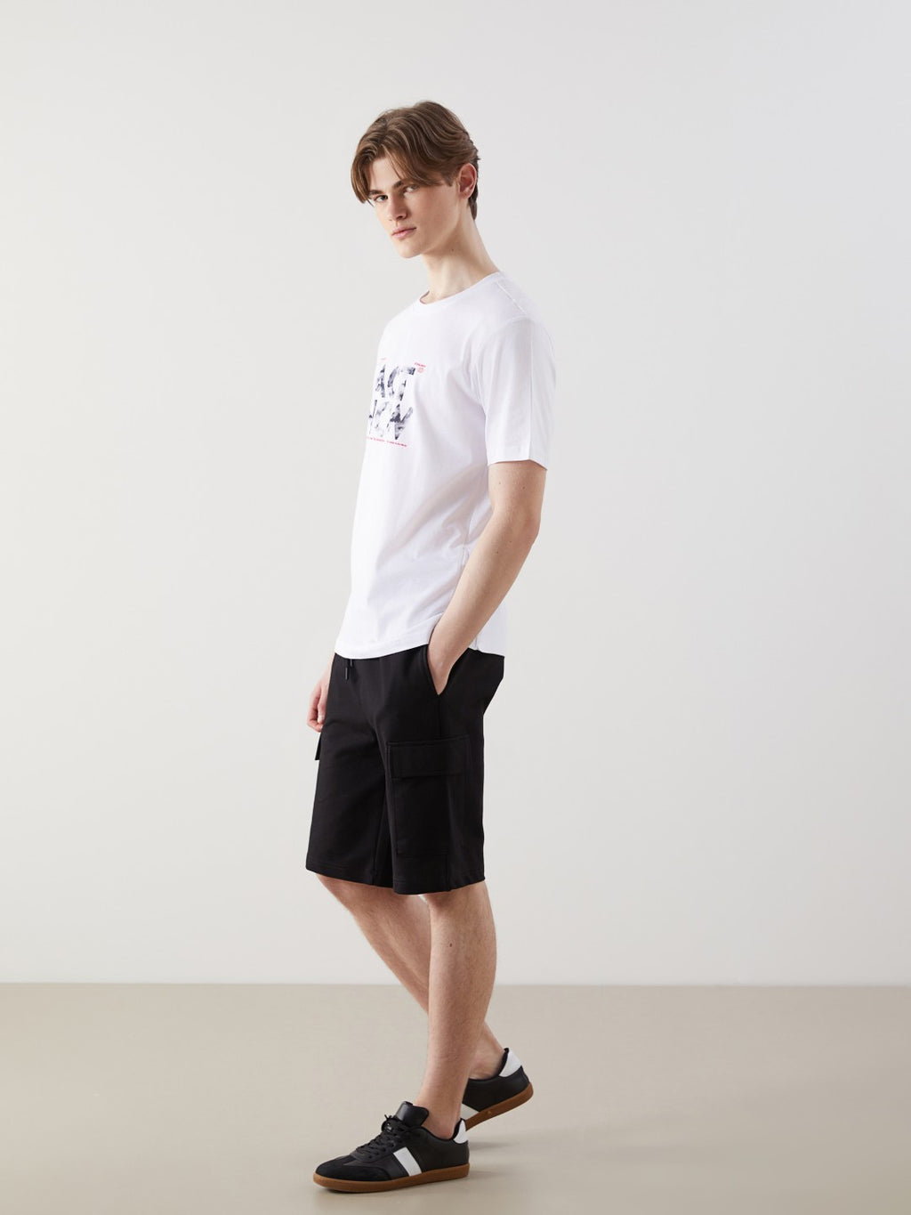 Xside Slim Fit Men Cargo Shorts