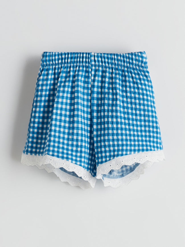 LCW Kids Elastic Waist Crinkle Girls Shorts Hover Image
