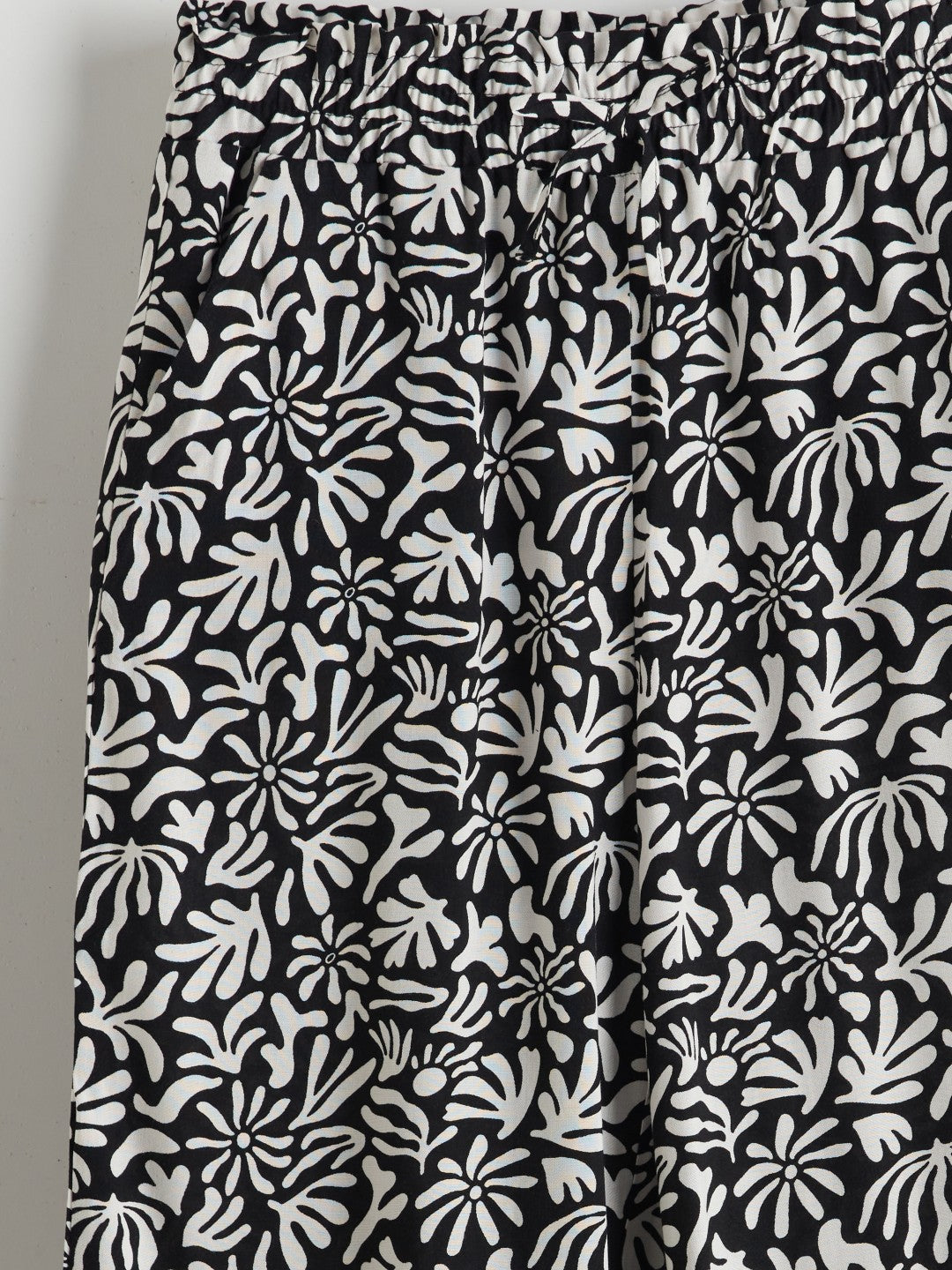 LCW Kids Elastic Waist Girls Trousers