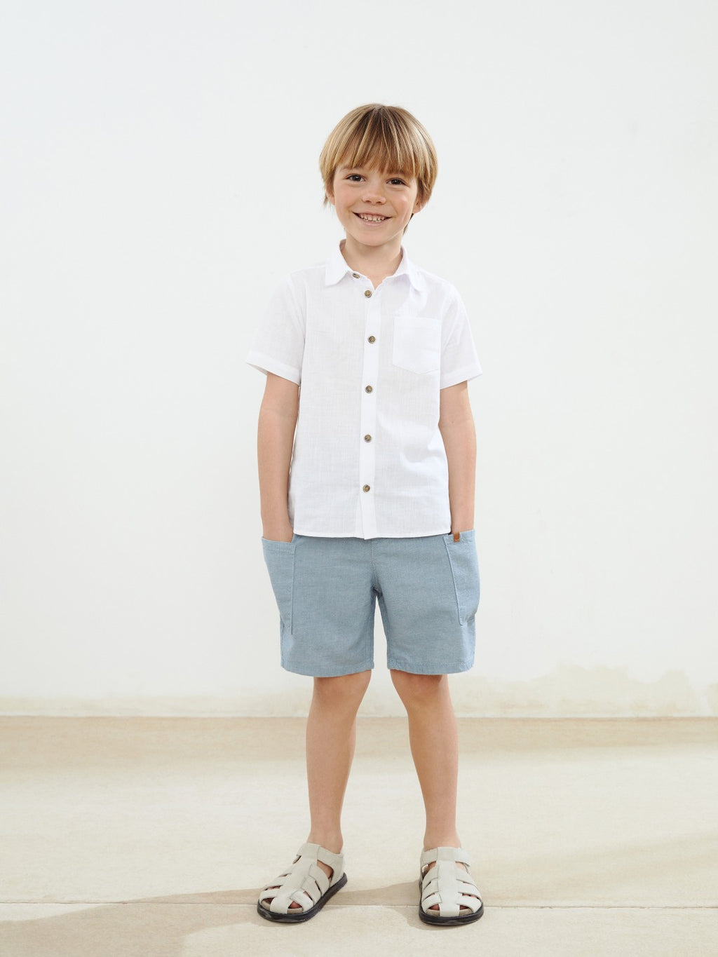 LCW Kids Elastic Waist Boy Pocket Linen Shorts