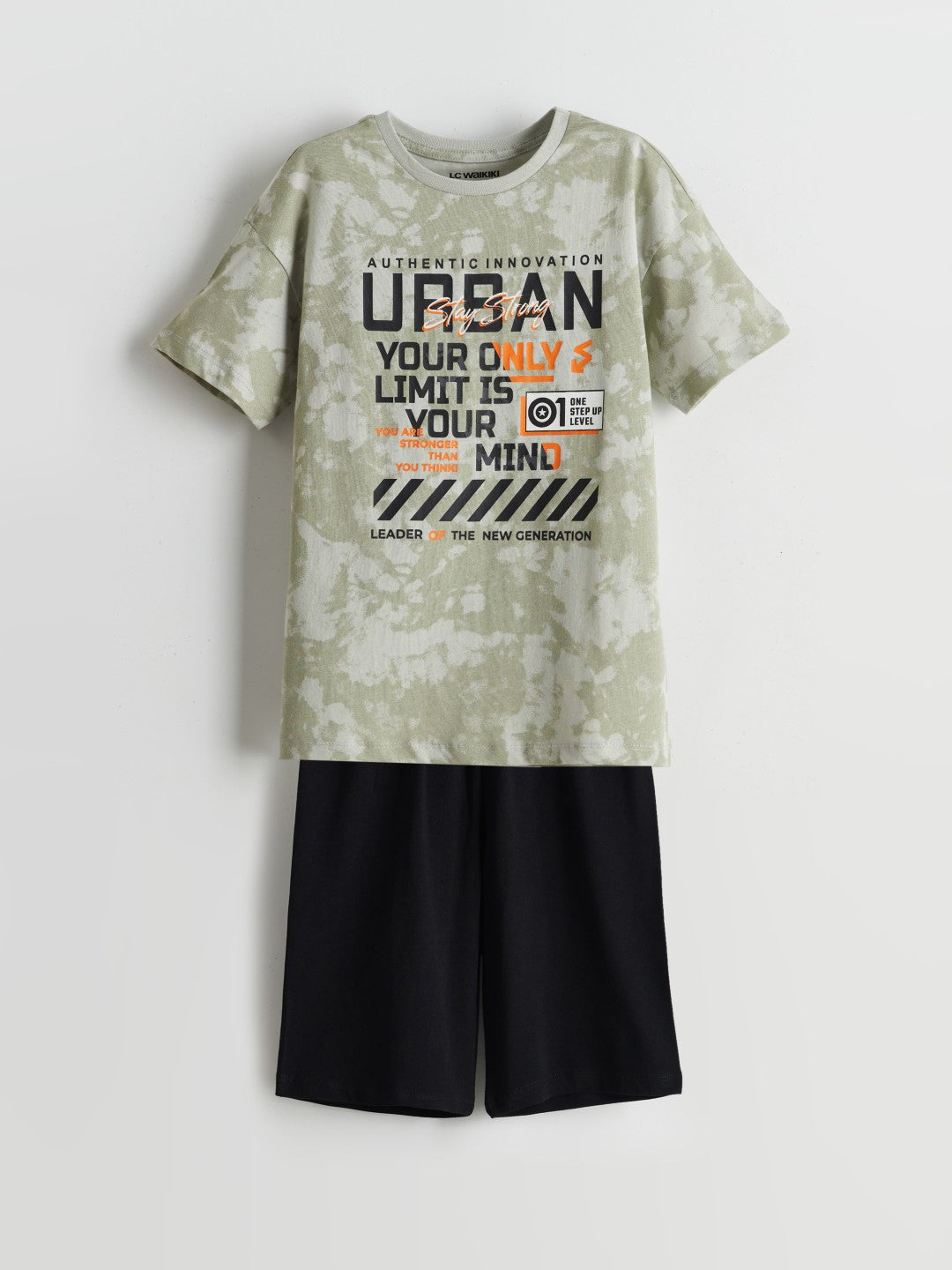 LCW Kids Crew Neck Boy Shorts Pajama Set