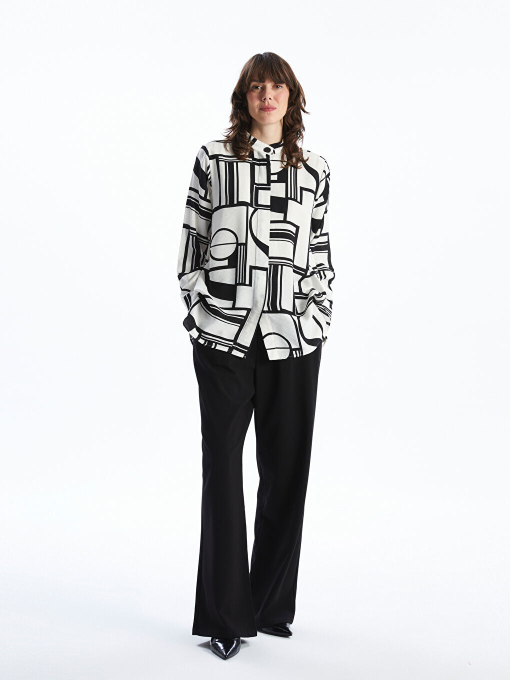 LCWAIKIKI Classic Black Judge Collar Patterned Women Shirt Tunic