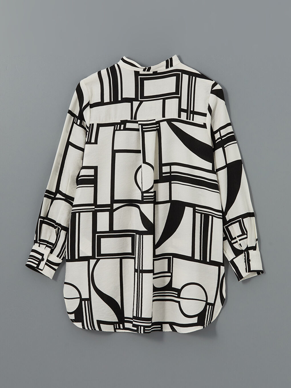 LCWAIKIKI Classic Black Judge Collar Patterned Women Shirt Tunic