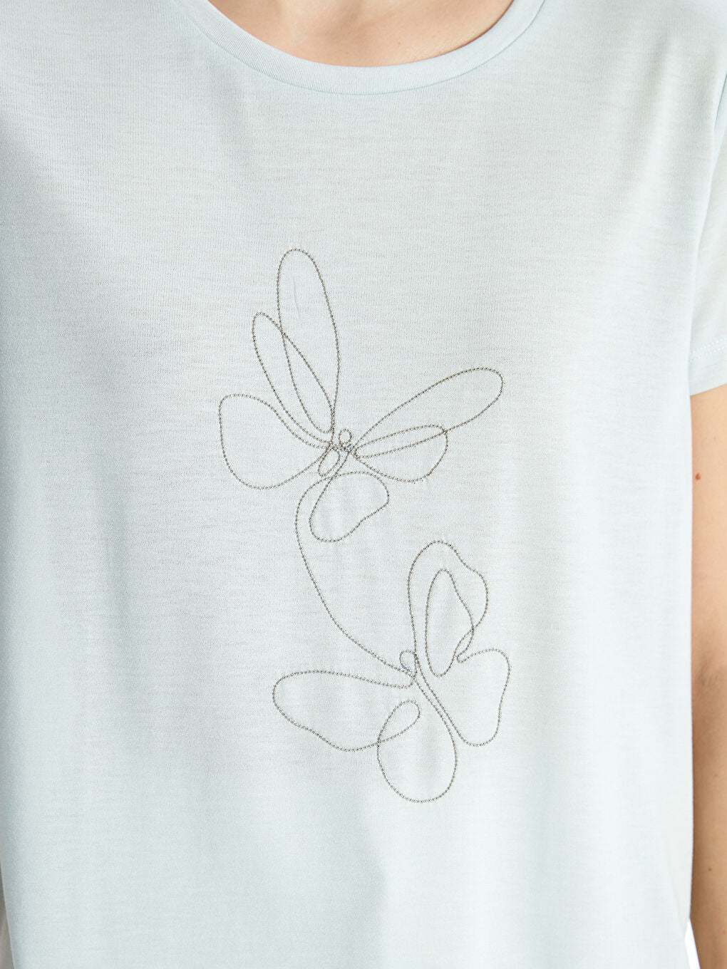 LCWAIKIKI Classic Gray Crew Neck Embroidered Women T-Shirt