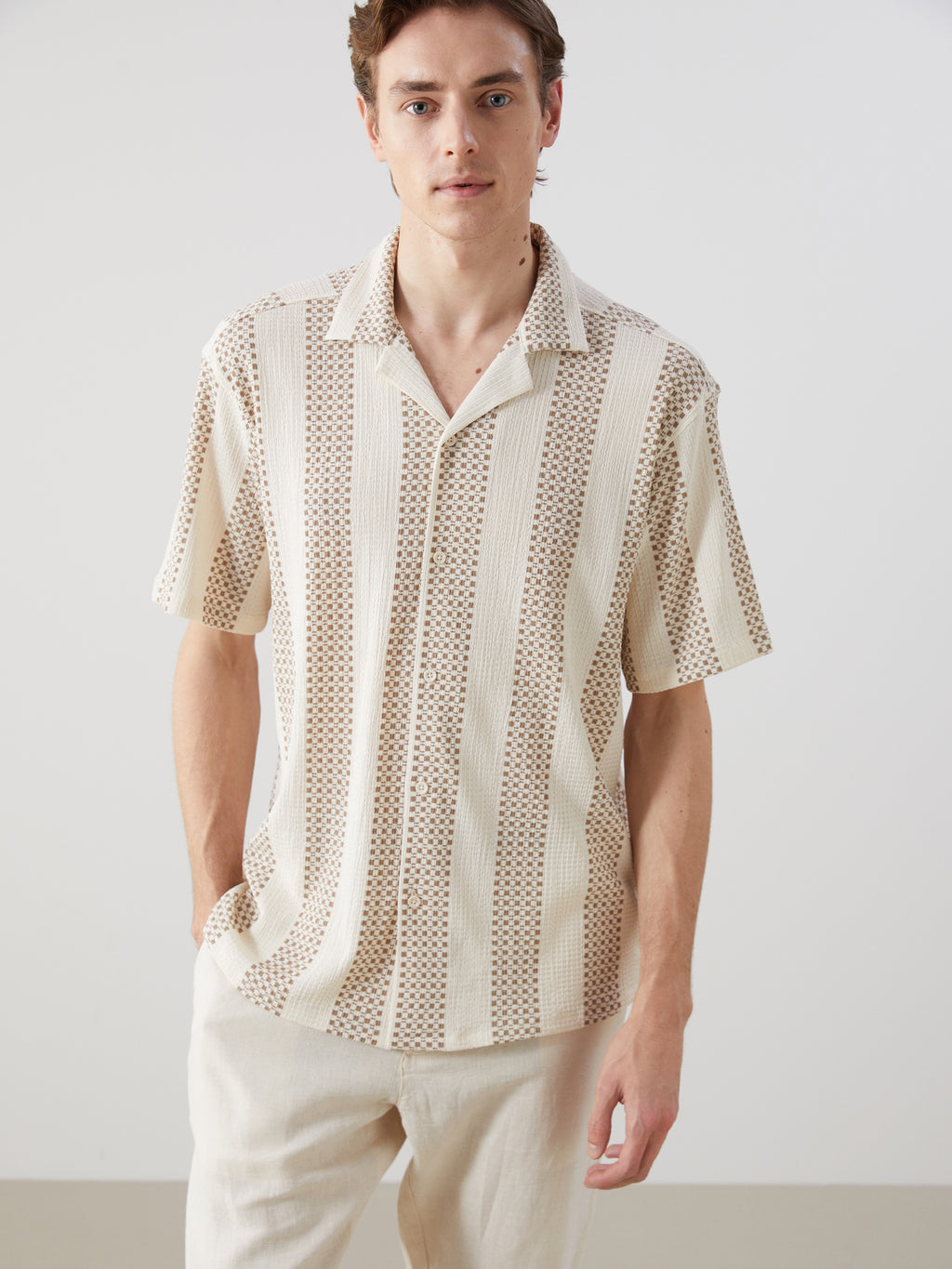 Regular Fit Short Sleeve Patterned Men Shirt