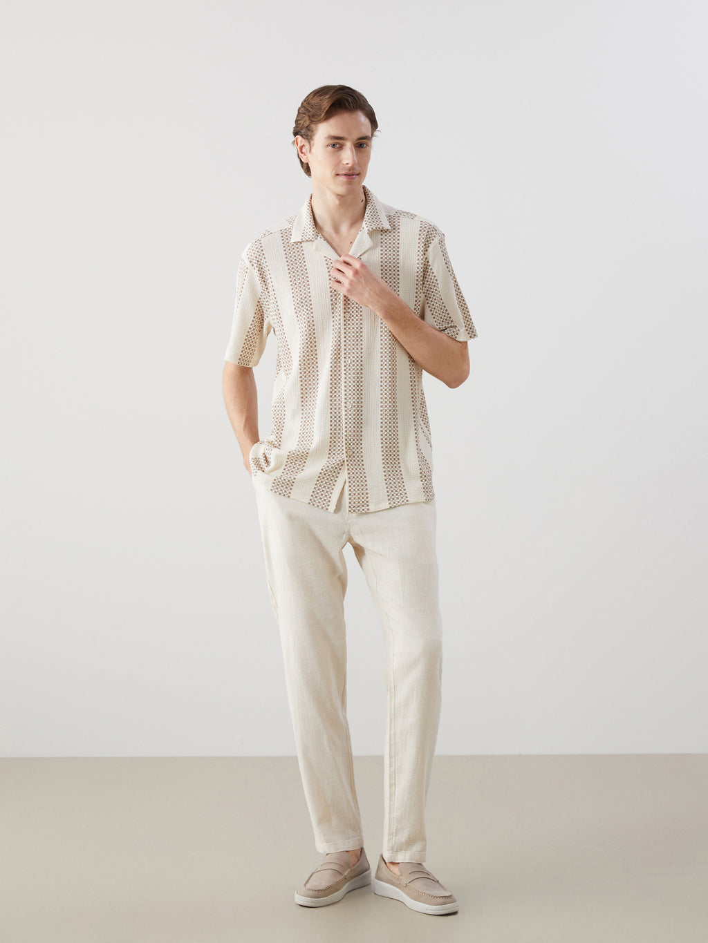 Regular Fit Short Sleeve Patterned Men Shirt