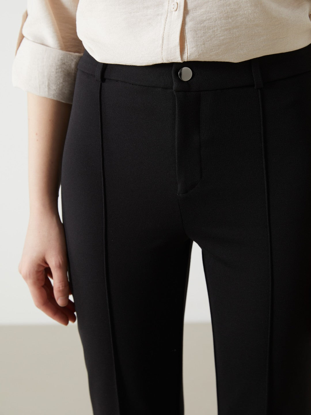 LCW Classic Slim Fit Women Trousers