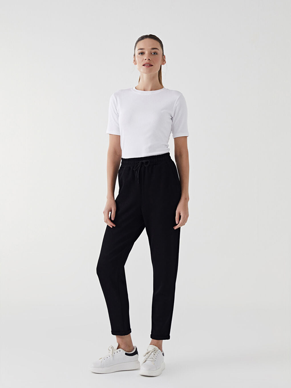 LCW Modest Green Elastic Waist Women Tracksuit Bottoms