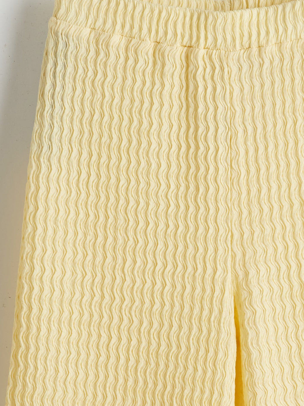 LCW Kids Elastic Waist Textured Girl Trousers