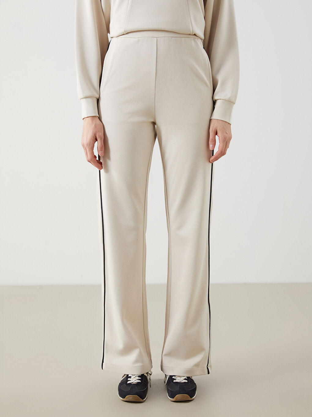 LCW Modest Beige Elastic Waist Women Hijab Sweatpants