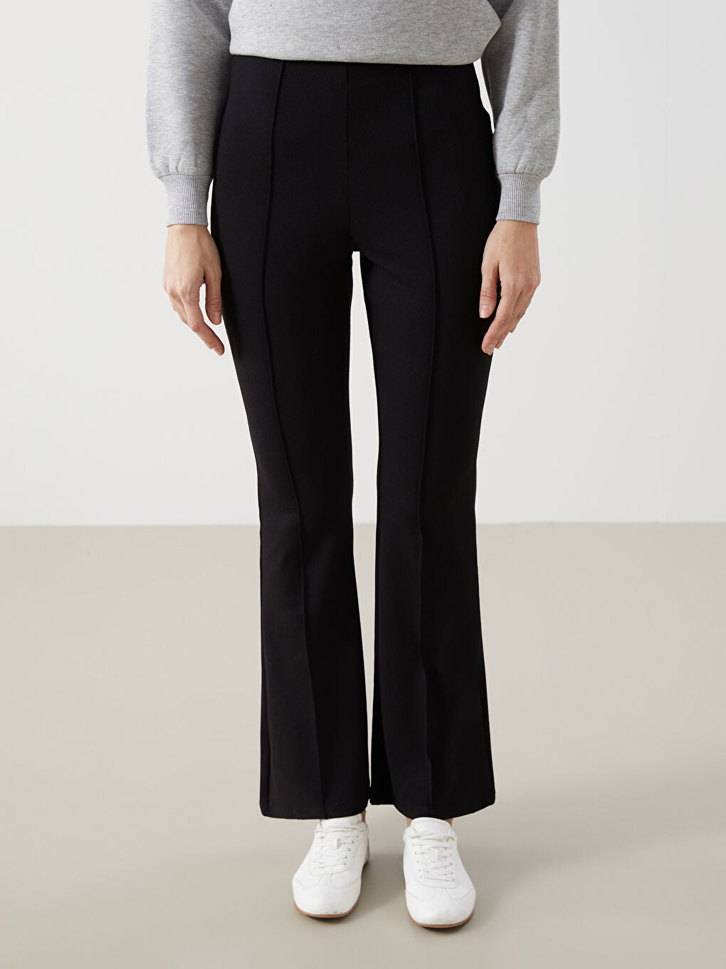 LCW Modest Black Slim Fit Wide Leg Women Trousers