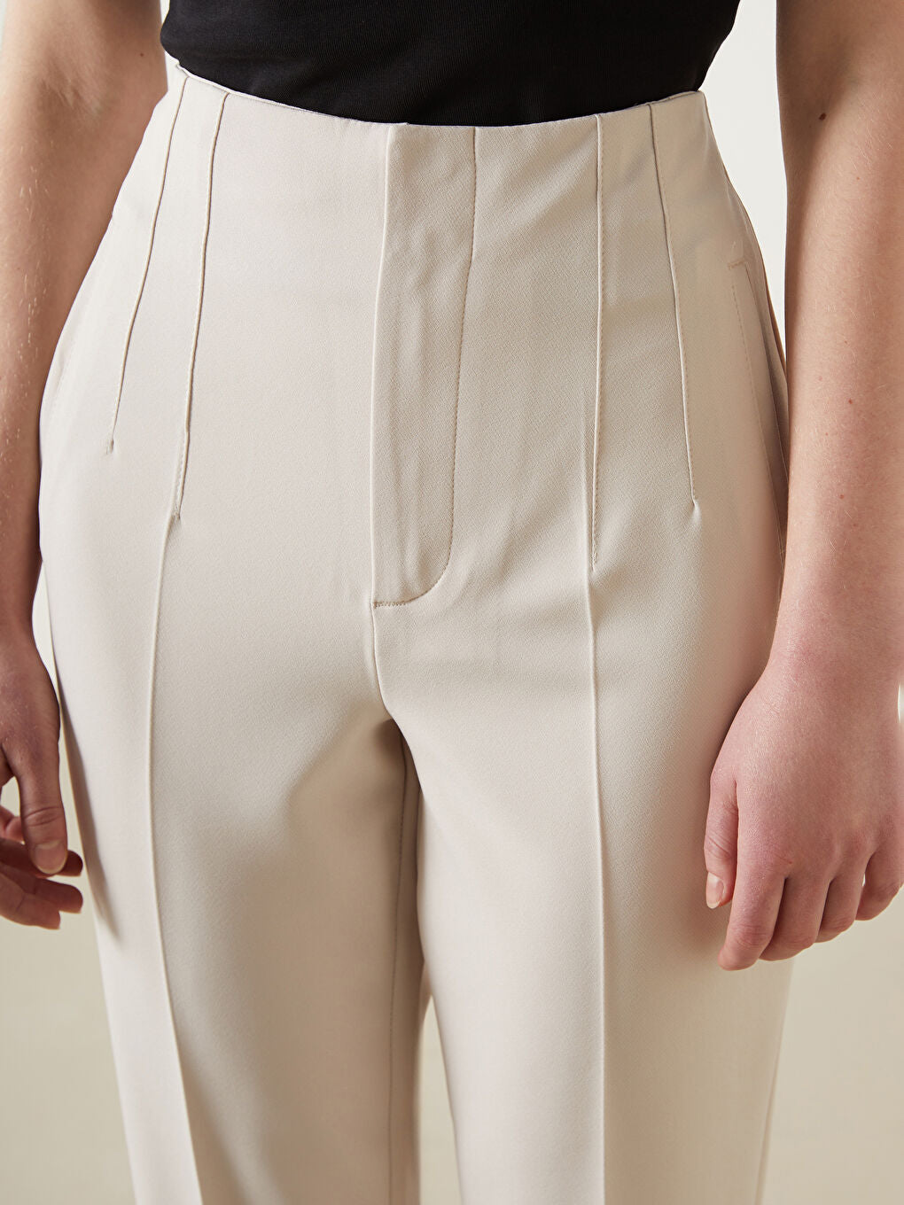 LCW Vision Ecru Slim Fit Women Trousers