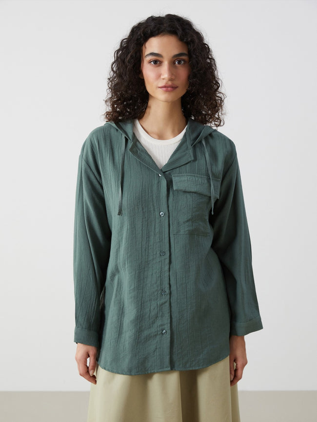 LCW Modest Hooded Textured Oversize Crinkle Women Tunic Hover Image