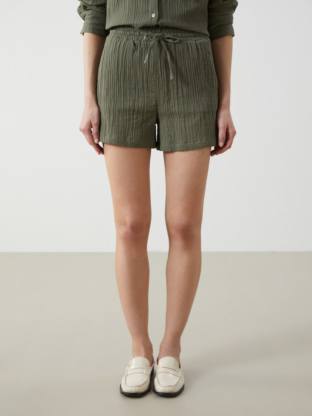 LCW Vision Elastic Waist Textured Women Shorts