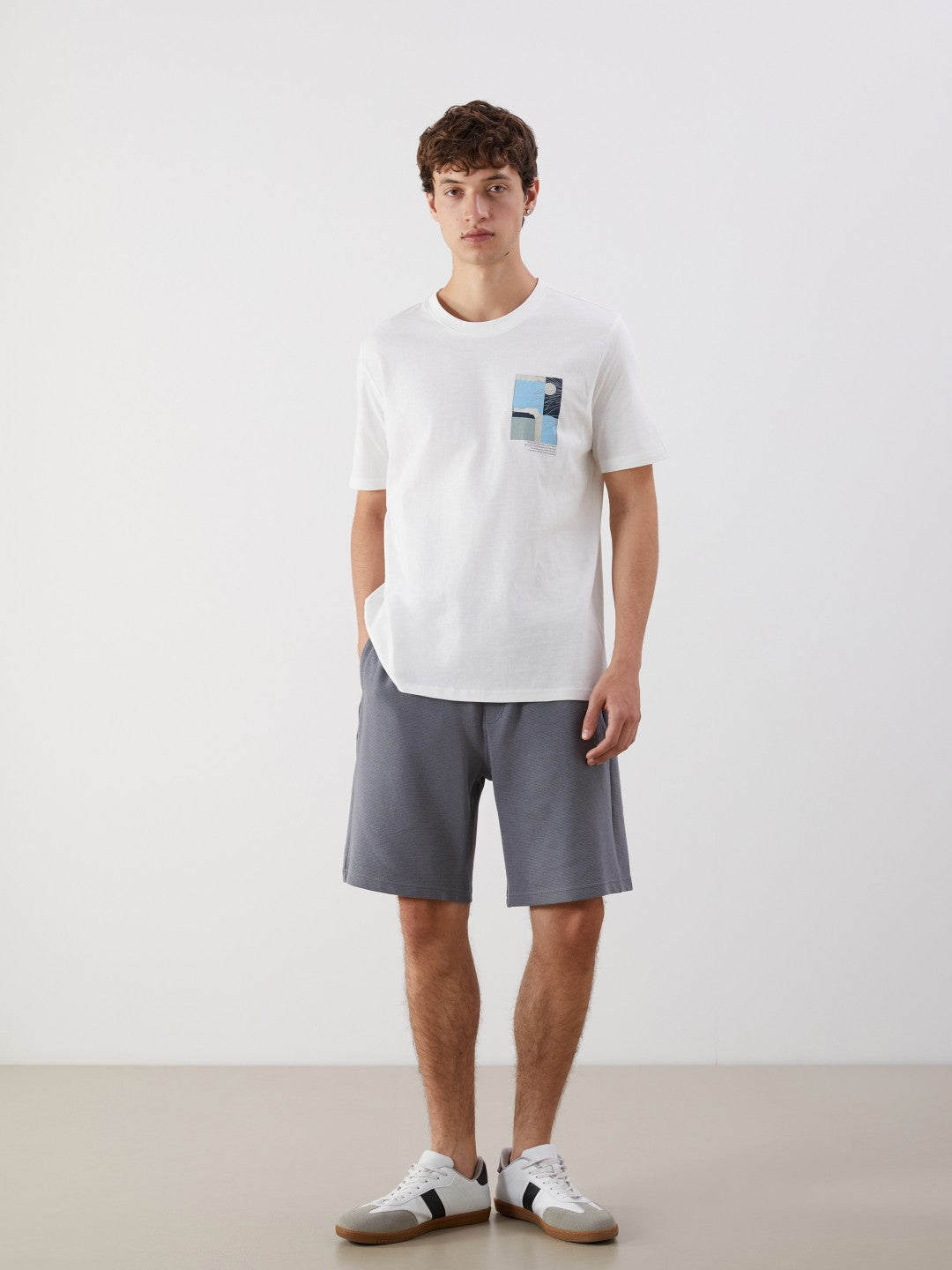 Xside Standard Fit Men Shorts