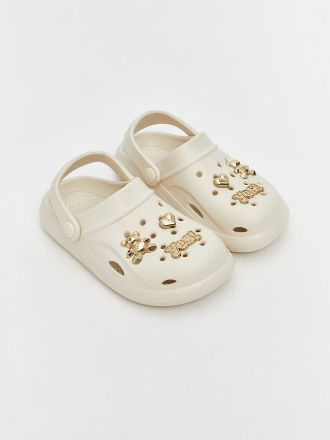 LCW Steps Printed Girls Beach Sandals Hover Image