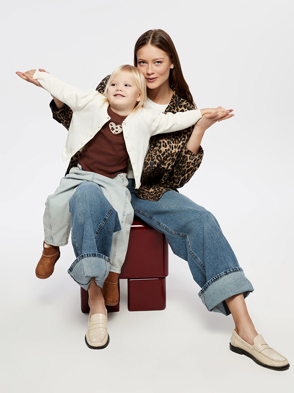 LCW Kids Brown Crew Neck Floral Girls T-Shirt 2-Pack