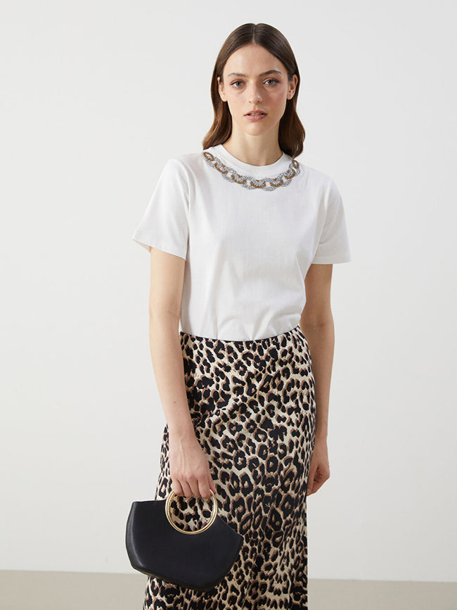 LCW Modest Ecru Crew Neck Embroidered Women T-Shirt Hover Image