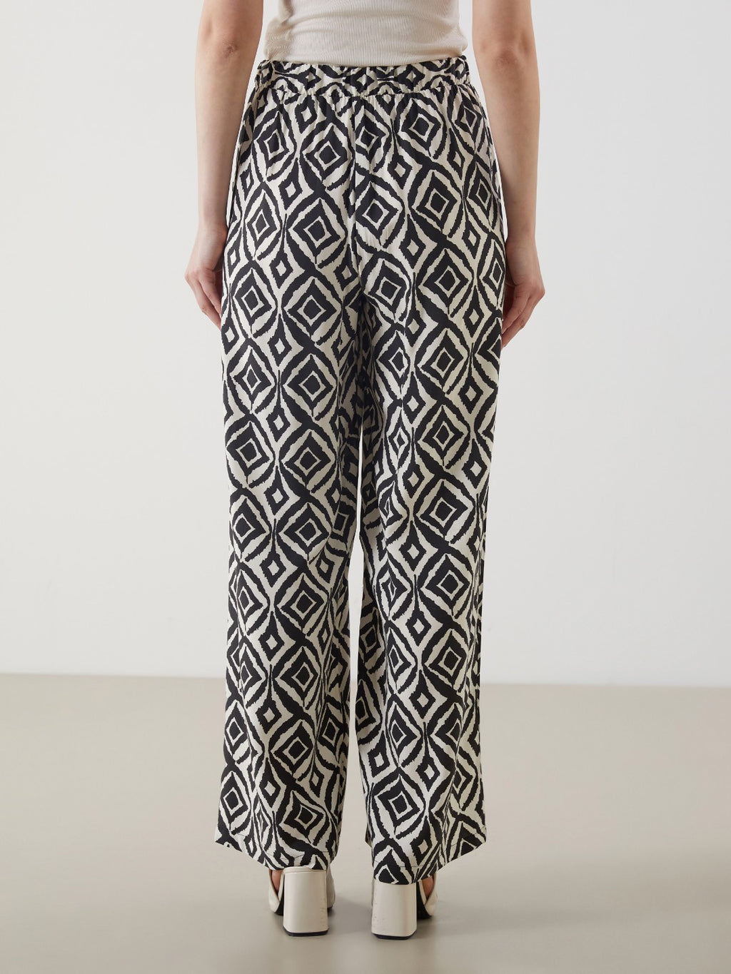 LCW Modest Elastic Waist Patterned Women Trousers