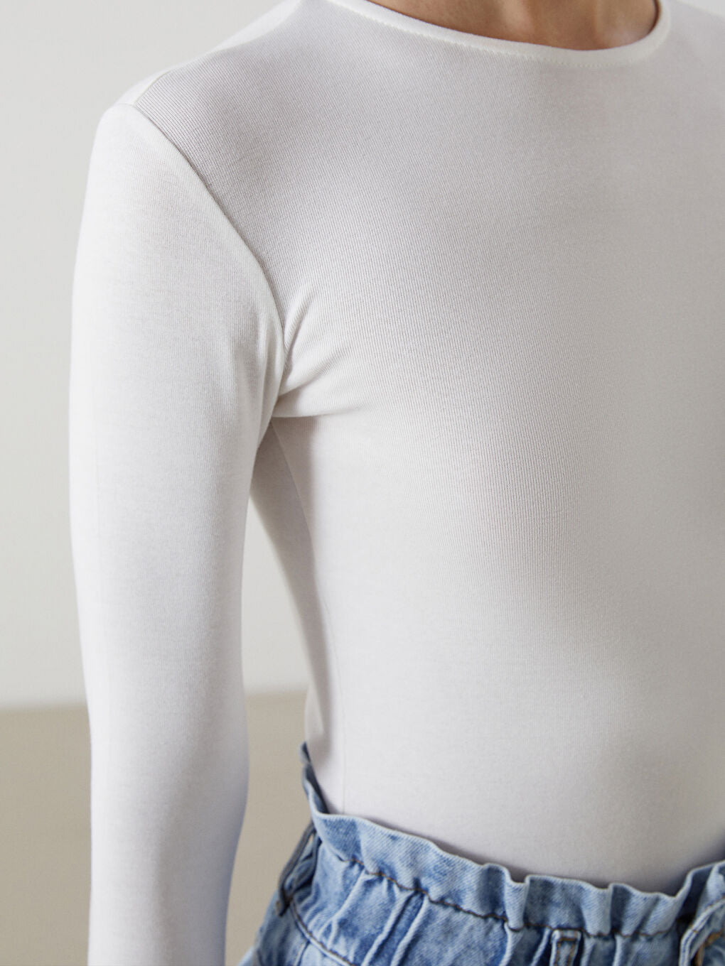 LCW Vision White Crew Neck Women Bodysuit