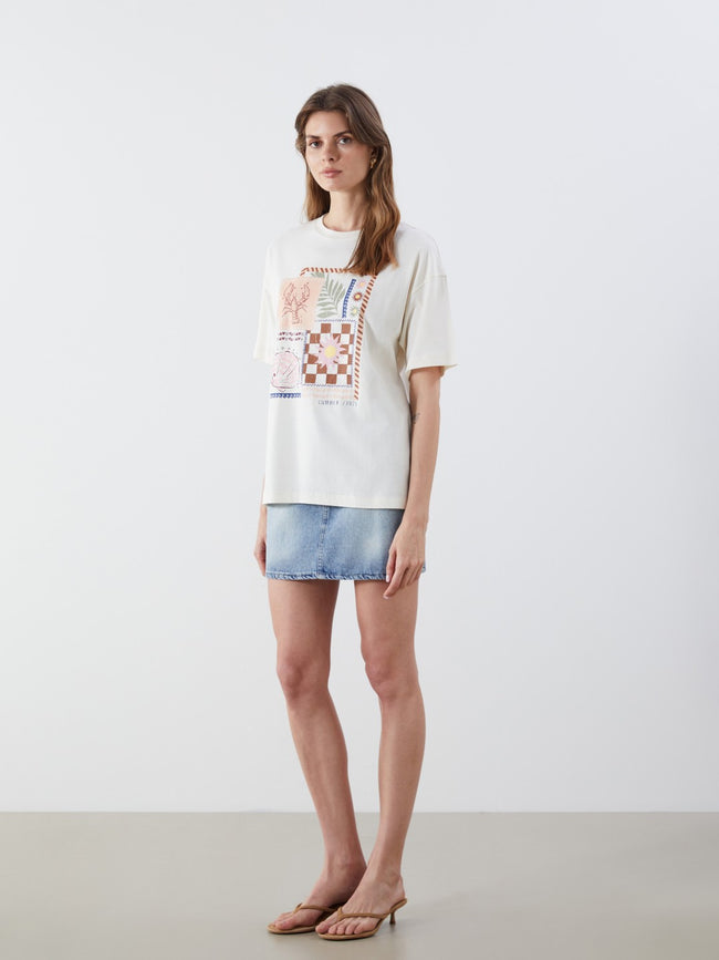 LCW Vision Ecru Crew Neck Printed Oversize Women T-Shirt Main Image