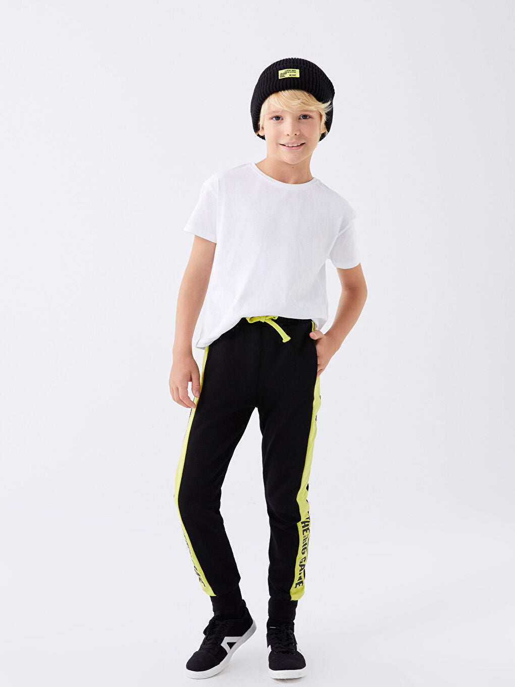 Printed Boys' Jogger Sweatpants With Elastic Waist