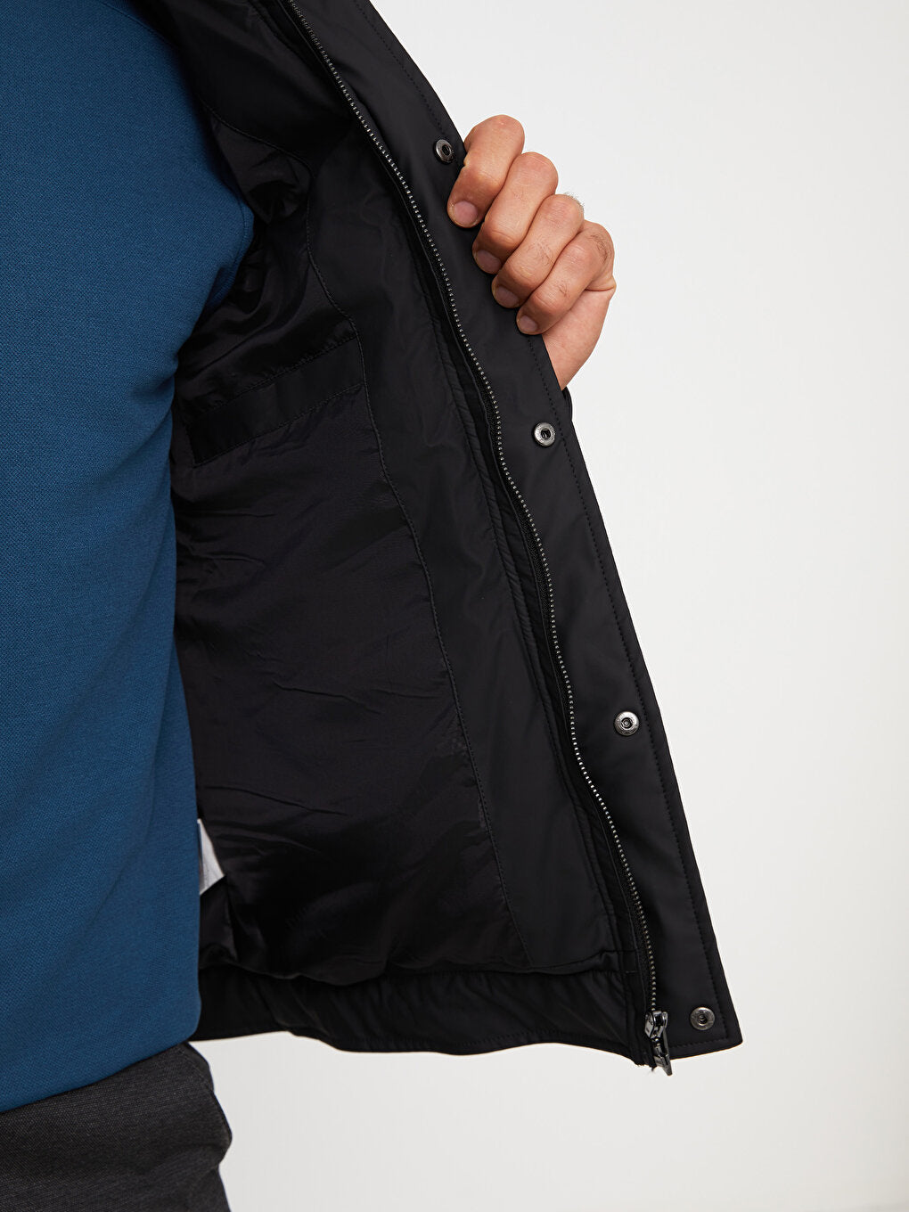 Standard Mold Stand Collar Men Puffer Coat
